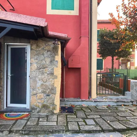 Vakantiehuis La Casa Rossa Con Vista Arcola