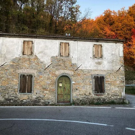 La Casa Rossa Con Vista Arcola