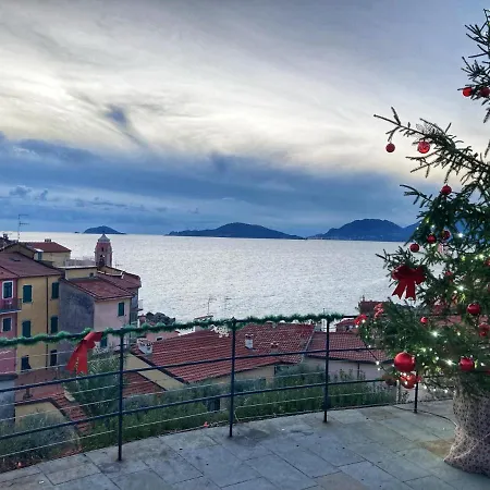 Vakantiehuis La Casa Rossa Con Vista