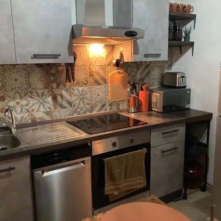 La Casa Rossa Con Vista Arcola