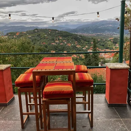 Semesterbostad La Casa Rossa Con Vista Arcola