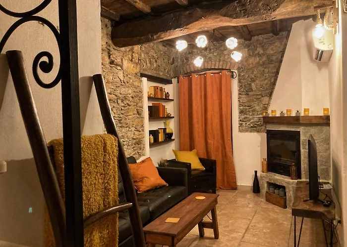 La Casa Rossa Con Vista Arcola
