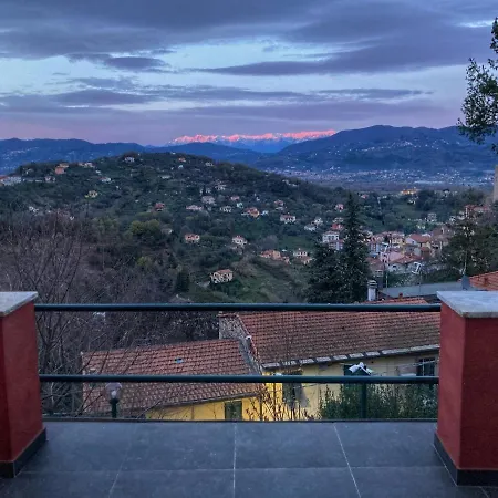 La Casa Rossa Con Vista * 아르콜라