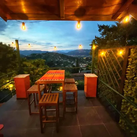 La Casa Rossa Con Vista * 아르콜라