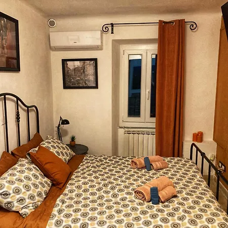 La Casa Rossa Con Vista 펜션